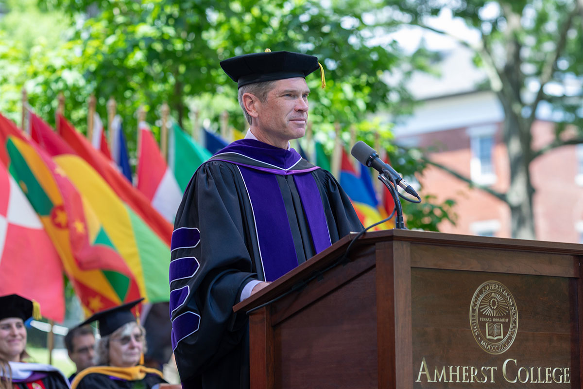 Michael A. Elliott, president of Amherst College, speaking at Commencement.